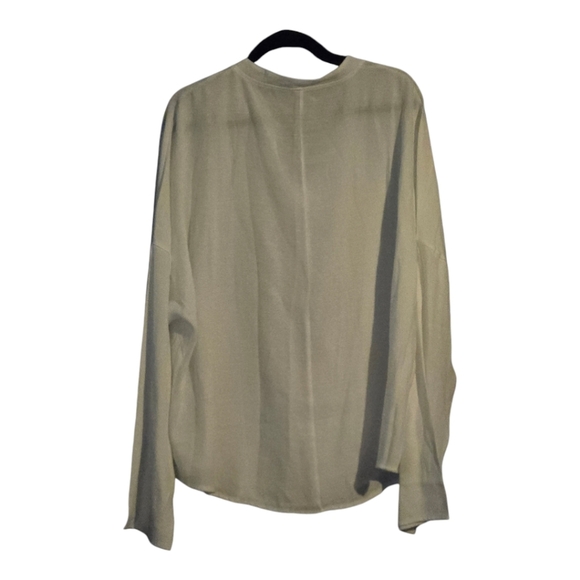 New white blouse size 4x=20 - Picture 3 of 4